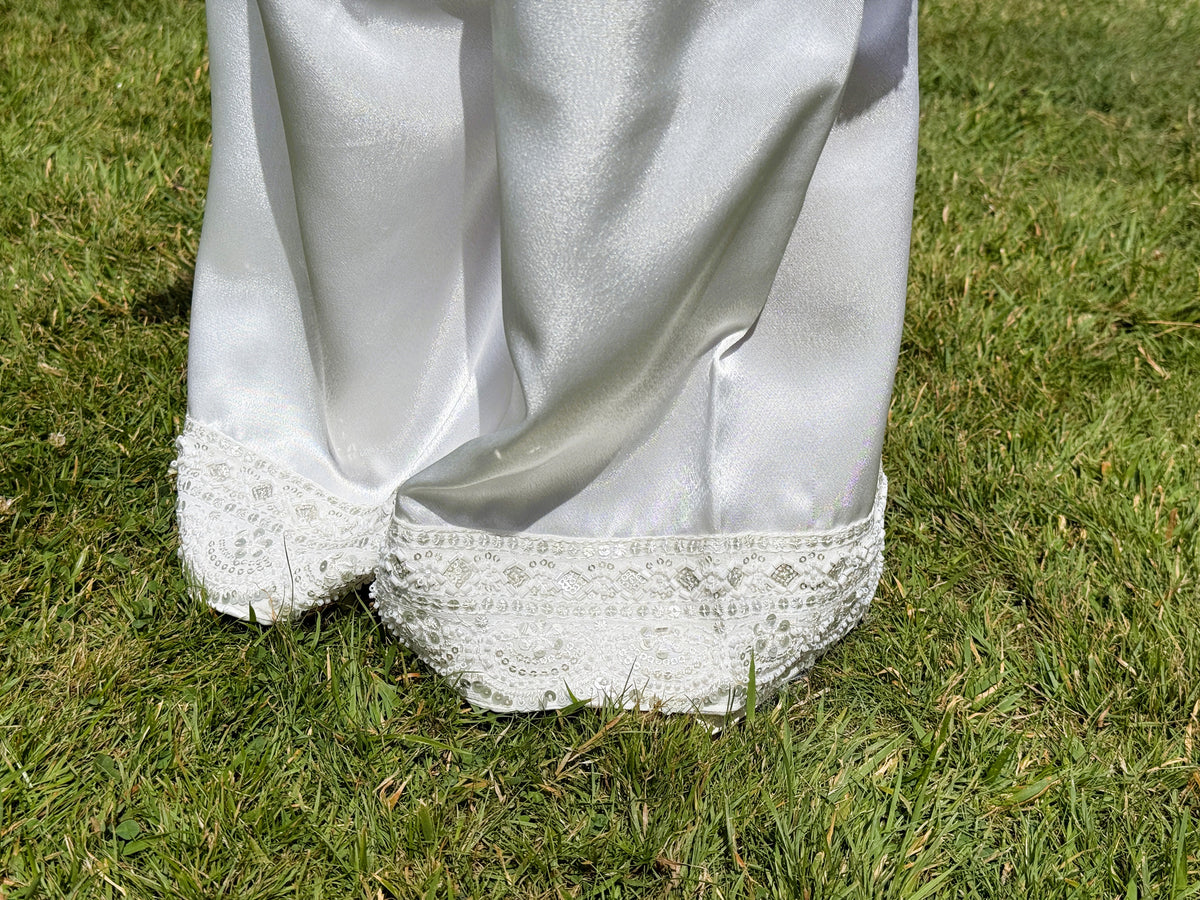 THE INAAYA HANDWORK SET