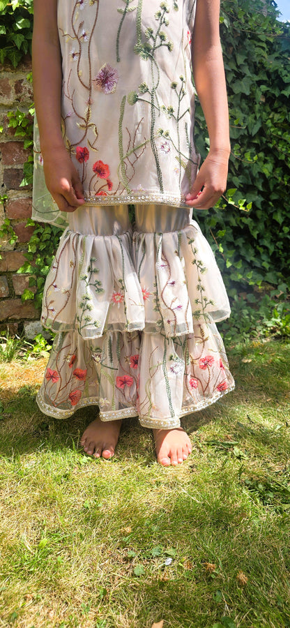 THE HEER FLORAL