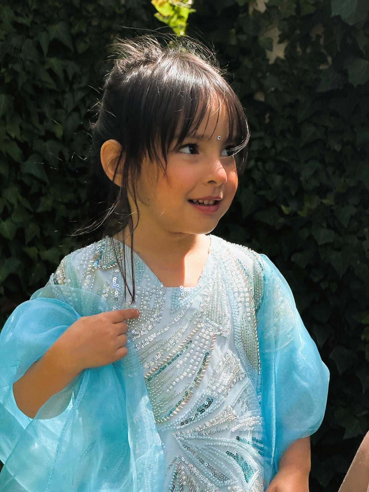 THE NOORÉ SHALWAR