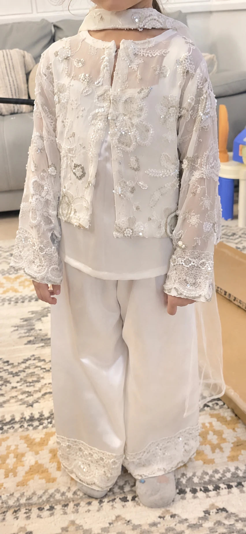 THE INAAYA HANDWORK SET