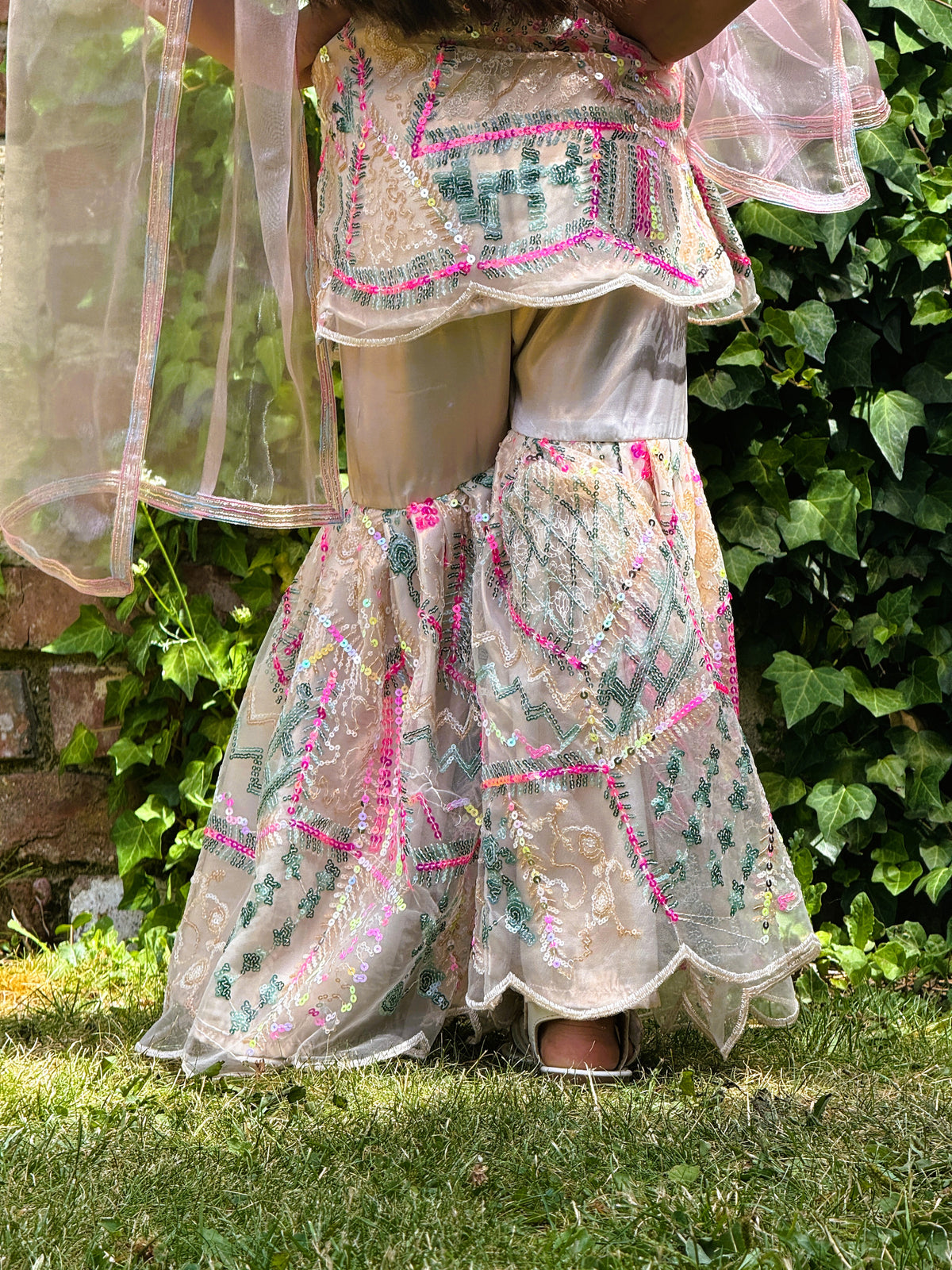 THE AMAANI SEQUIN SET