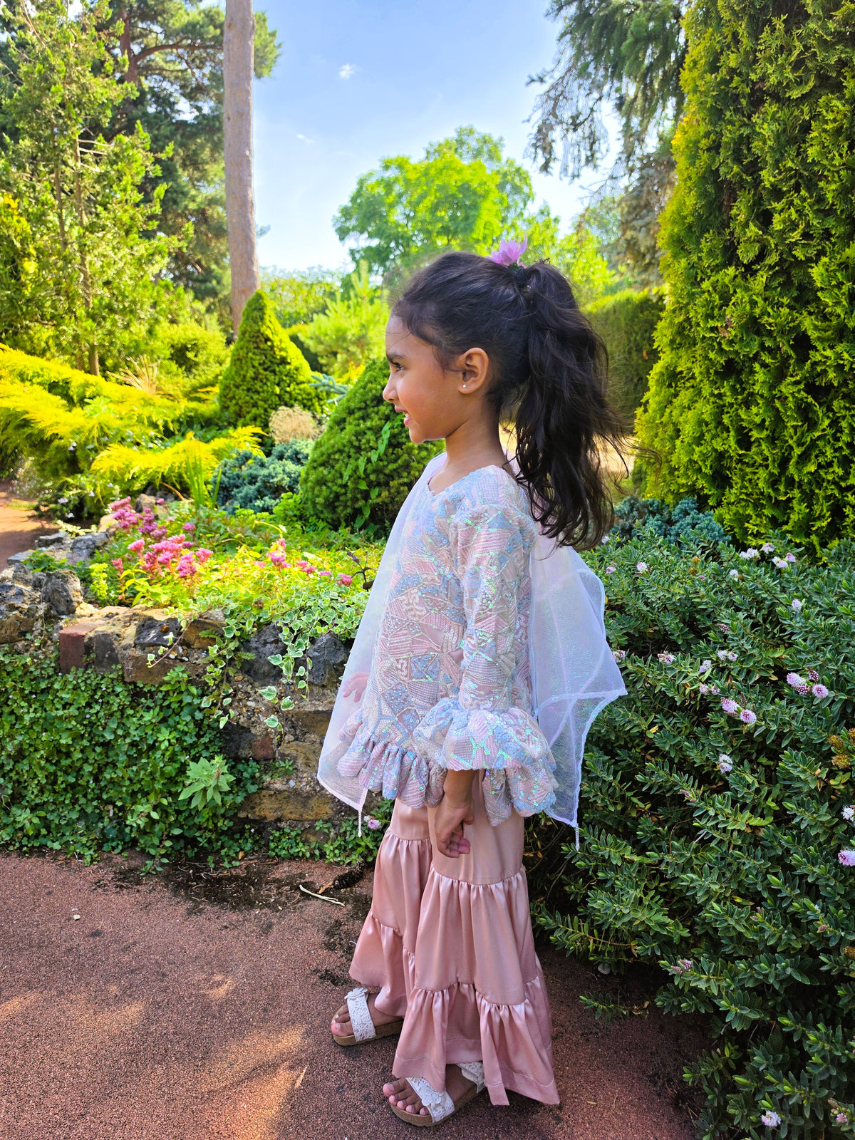 THE RIYA BLOOM